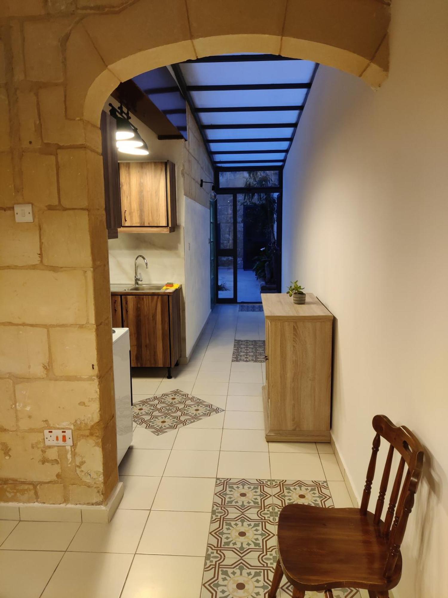 Peaceful Traditional Maltese Townhouse Luqa Bagian luar foto