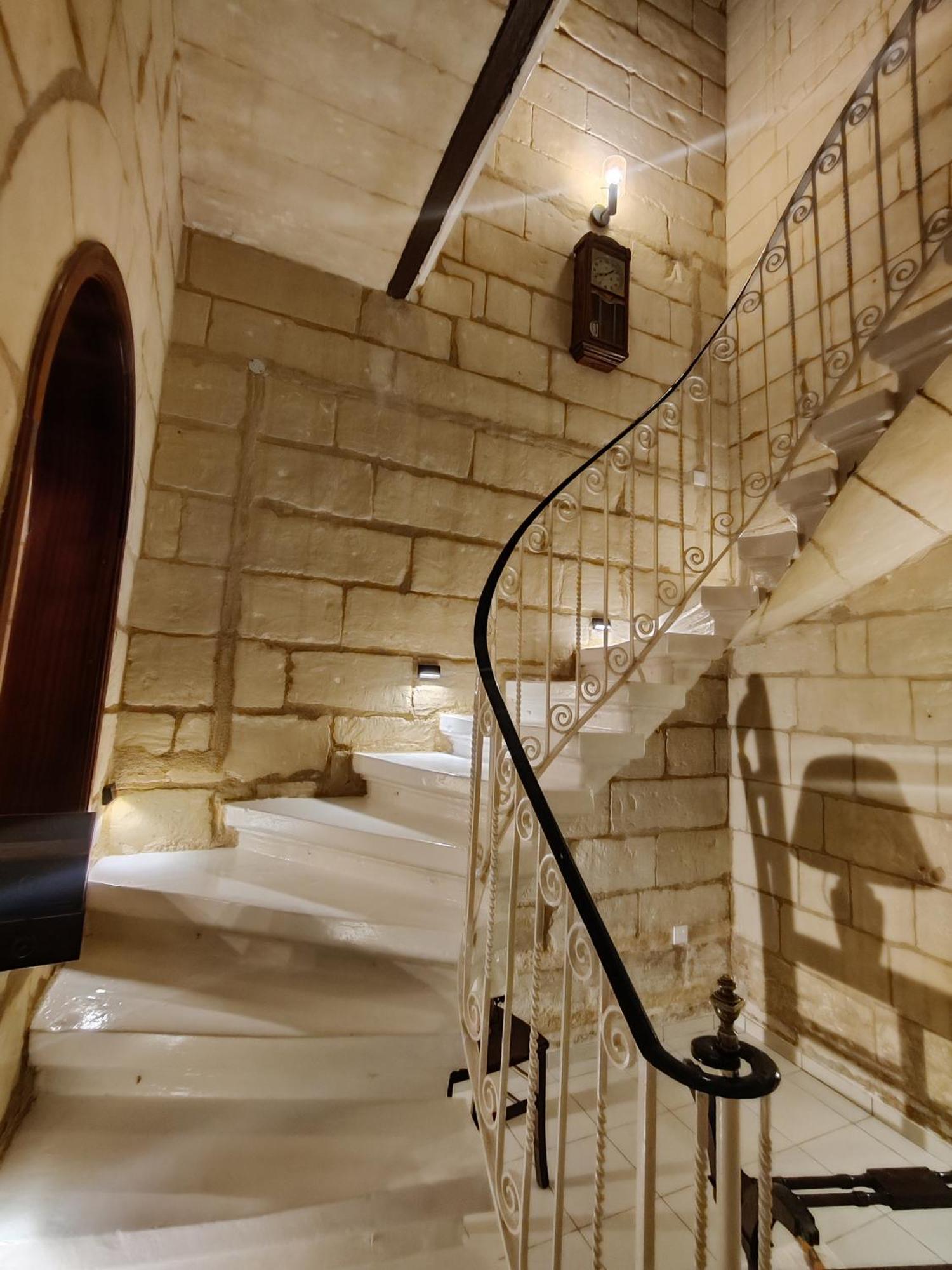 Peaceful Traditional Maltese Townhouse Luqa Bagian luar foto